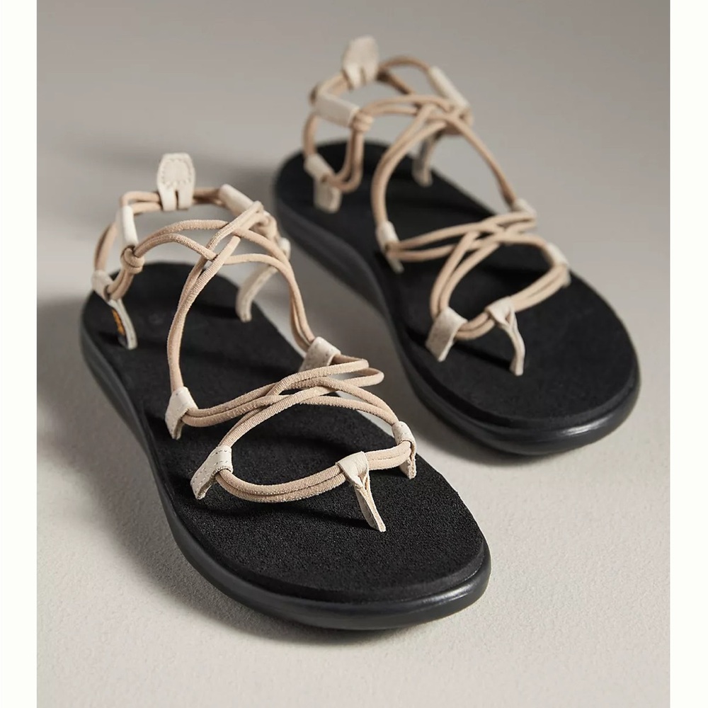 Teva - Like new used once